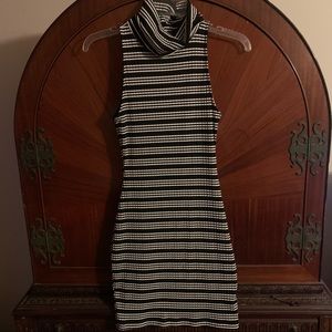 *donated* Kendall & Kylie Bodycon Dress